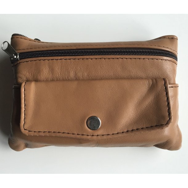 Pung med knap lomme skind