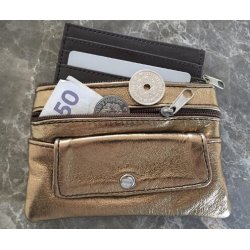 Pung med knap lomme skind