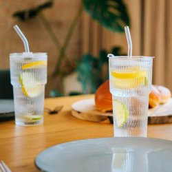 Glaskop med l�g og suger�r 550 ml - 4 pak