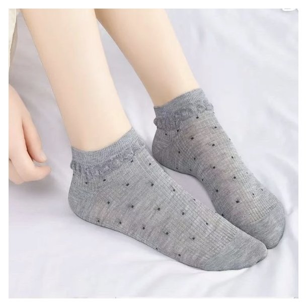 Ankel str�mper med prikker - bambus one size 35-41