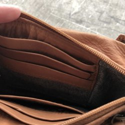 LIVE Molly  Crossbody med mobilrum 