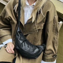 Sylvia Crossbody skind