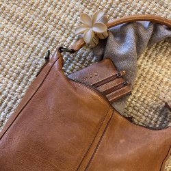 Augusta Crossboy Skind