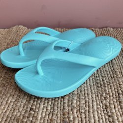 Slippers med t strop