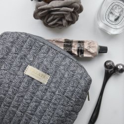 Ida Marie make up purse