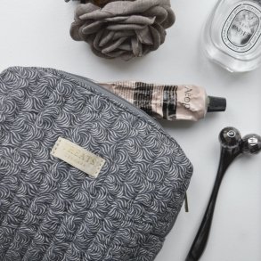 Ida Marie make up purse