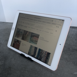 Telefon og ipad holder - sammenklaplig