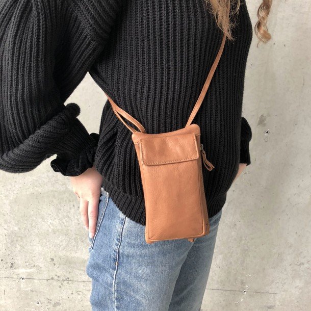 LIVE Molly  Crossbody med mobilrum 