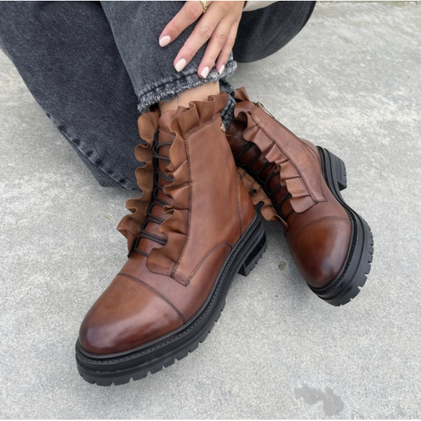 PRETTY ankel stvle cognac skind str 37-42
