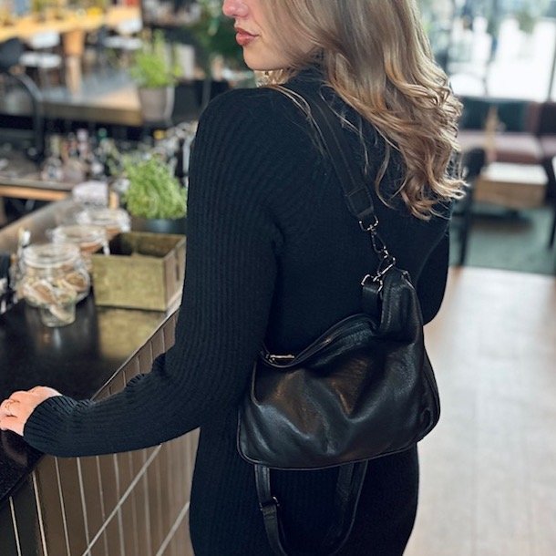 Leslie Crossbody skind