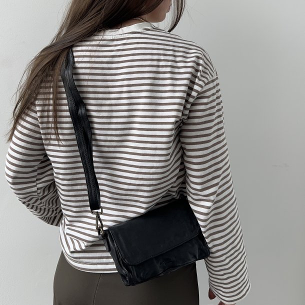 Malta Crossbody 