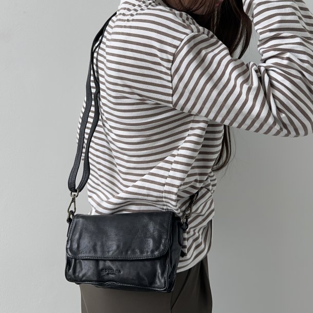 Malta Crossbody 
