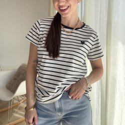 T-shirt med striber og hjerte 