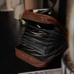 Voss strikke mappe rundpinde l�der