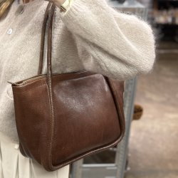 Aino shopper skind