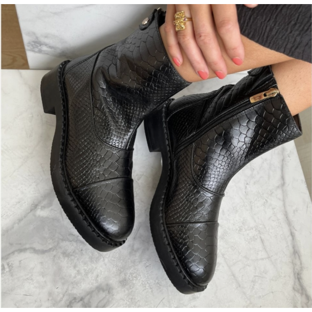 Stvle Amie snake skind str 36-41