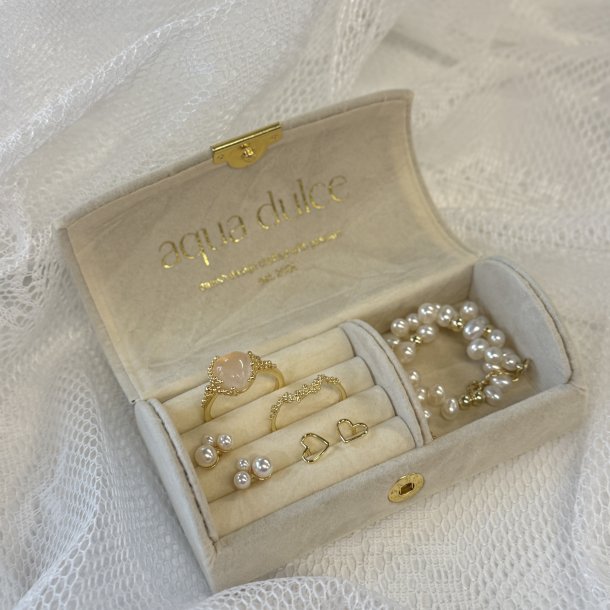 Lille smykkeskrin creme velour