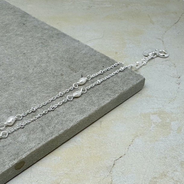 Armbnd RICE DOT DOUBLE sterling slv