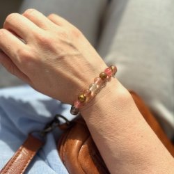 Armbnd glas med elastik