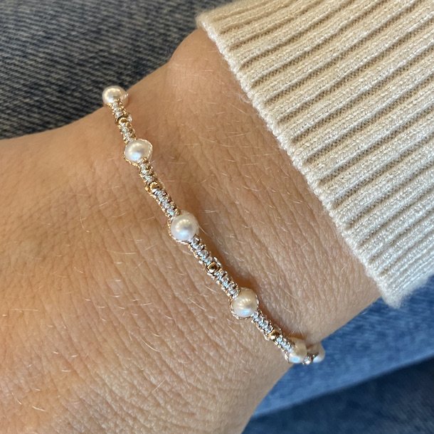 Vævet armbånd 8 pearls - hvid / guld