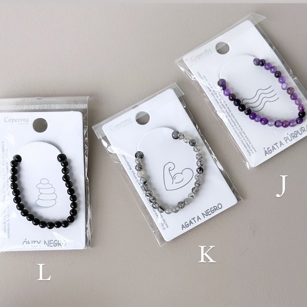 Armbnd med mineral perler