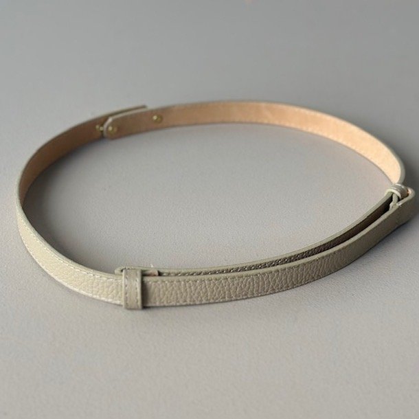 Justerbart blte skind