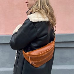 Large bltetaske COW Raw cognac skind