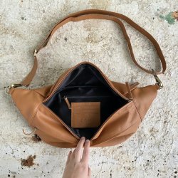 Mega bltetaske COW - skind classic cognac