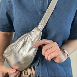 Cow bltetaske soft guld og slv skind