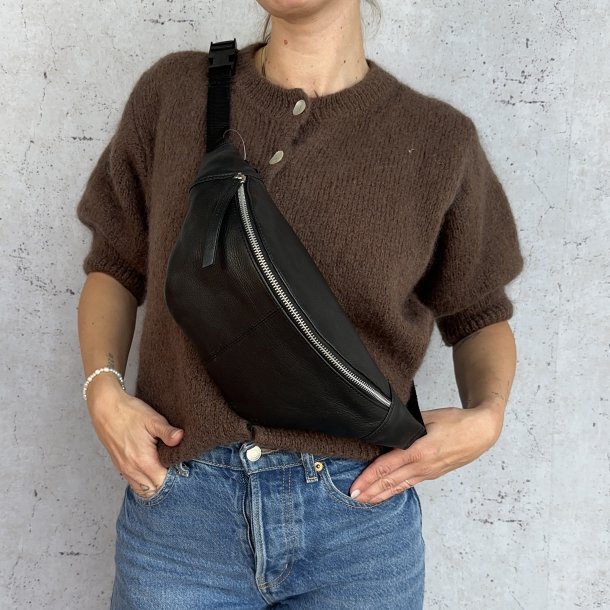 Taske nr 20 bltetaske skind