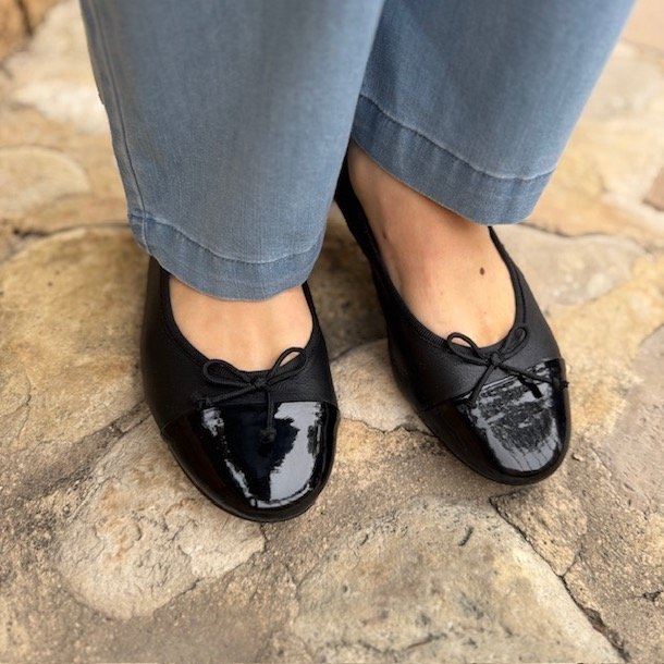 Ballerina BIBI sort skind 