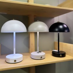 Bordlampe trdls metal - genopladelig