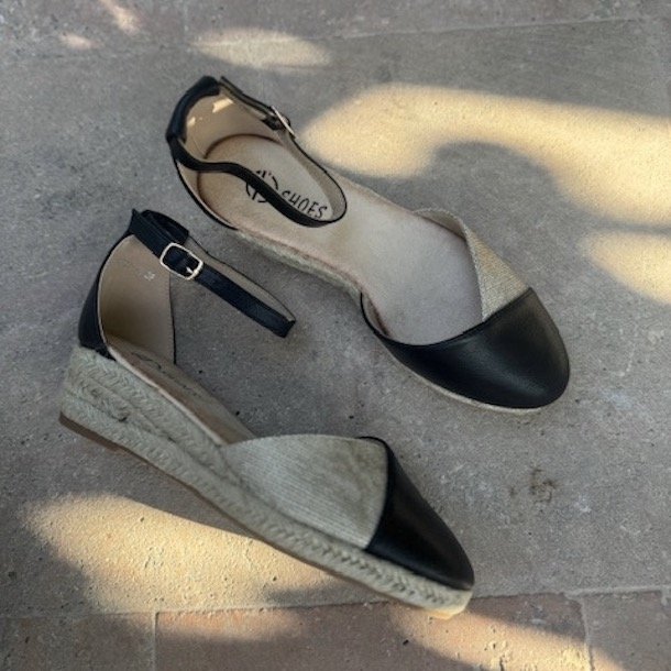 Sandal med kilehl str. 36-41