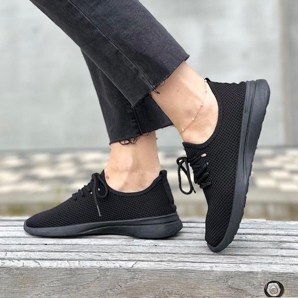 Sneakers I stof snrebnd sort str. 36-41