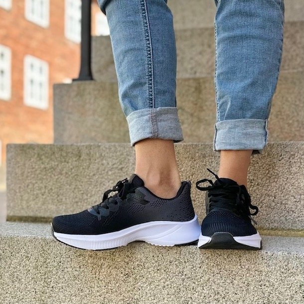 Sneakers ACTIVE black str. 36-41