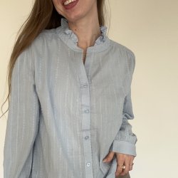 Skjorte med v-neck 