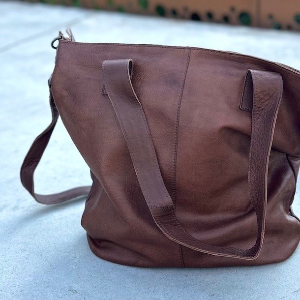 Shopper med crossbody rem skind