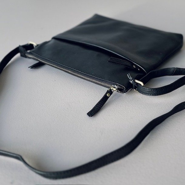 Gitta crossbody Skind