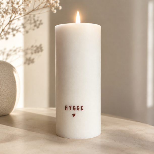 Bloklys rustik Hygge   stearin svanem�rket H: 15 �: 6,8 / 60 timer