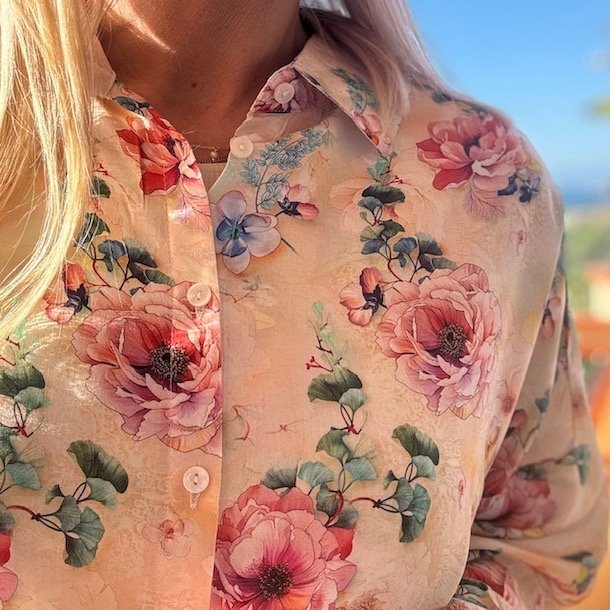 Blomstret skjorte OVERSIZED str. S-L