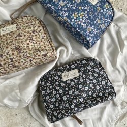 Kosmetikpung mellem flora