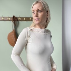 Anita bluse med blonde ko-tex microfiber S-XXL