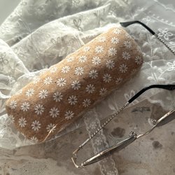 Brille etui med blomster 