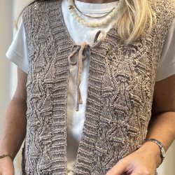 H�klet vest zeze str M-XXL