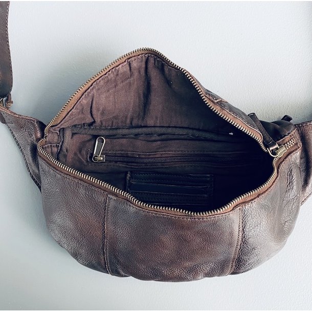 Custer bumbag washed skind