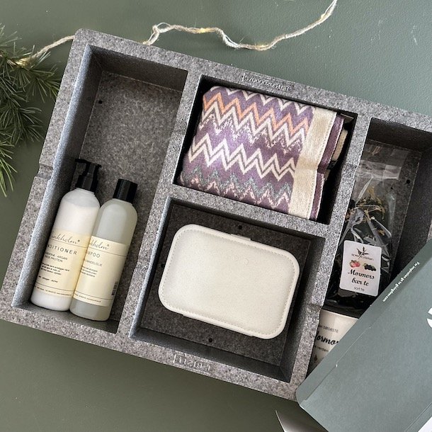 Sort adventskalender 4 lger