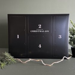 Sort adventskalender 4 lger