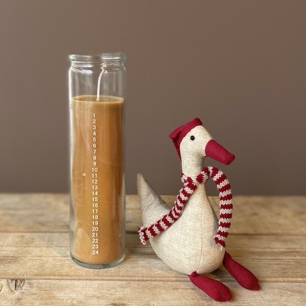 Kalenderlys i glas Dia. 6cm Camel