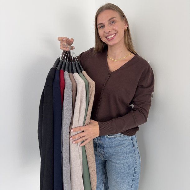 Cardigan med V hals str. L-XXL