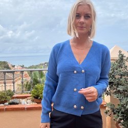 Kort cardigan med knapper 